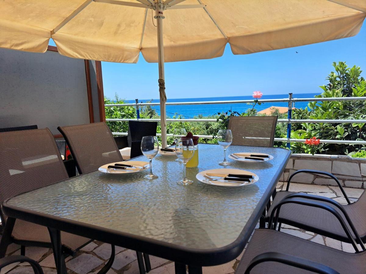 Olive Tree Villa Лигия Екстериор снимка