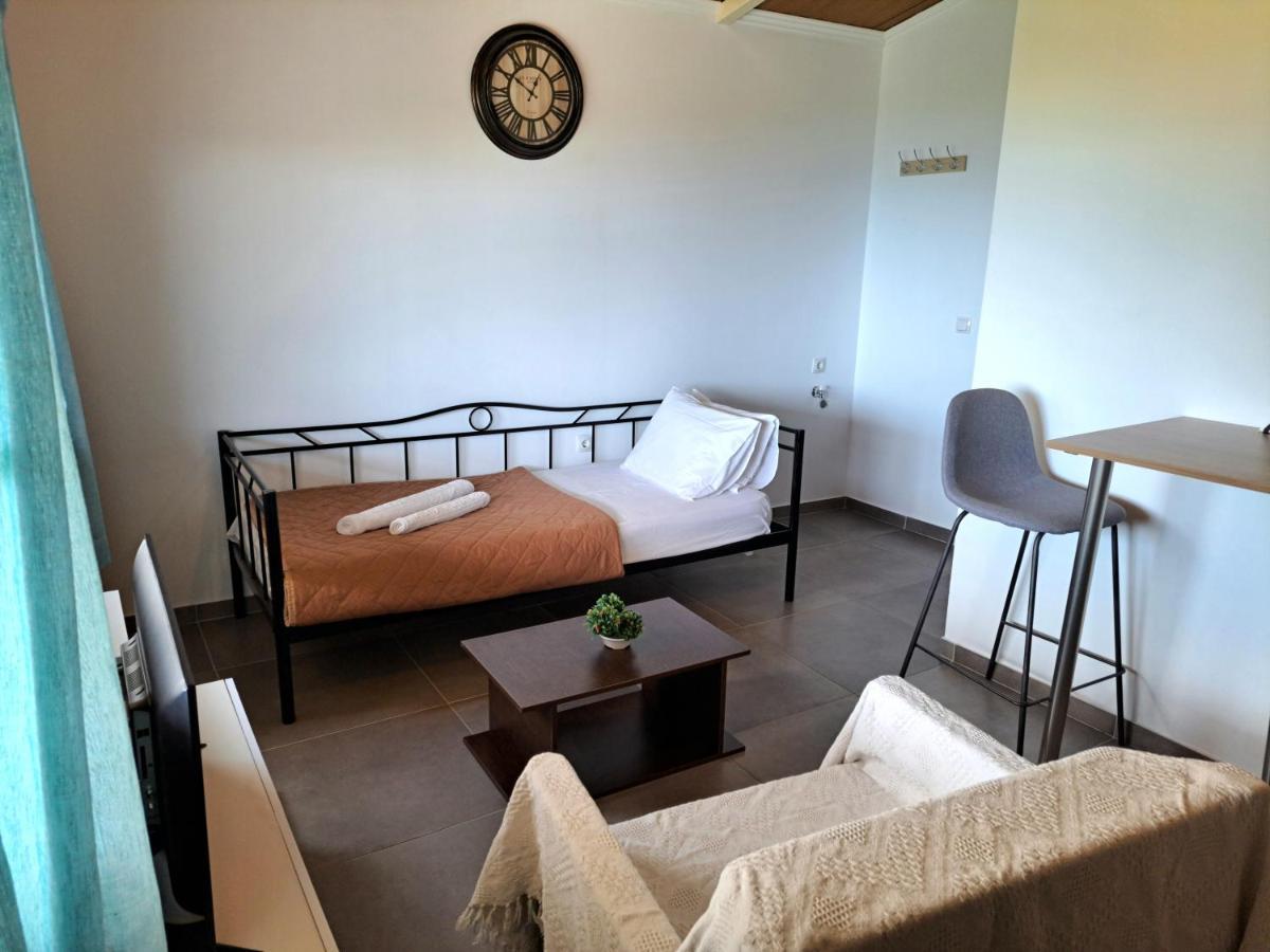 Olive Tree Villa Лигия Екстериор снимка